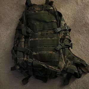 Marine print medium ruck